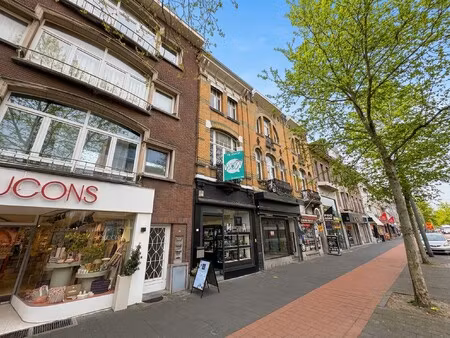 handelshuis met 1 slaapkamer.