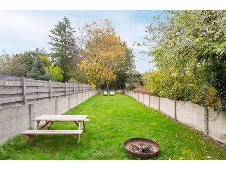 ruime gezinswoning in rustige straat!