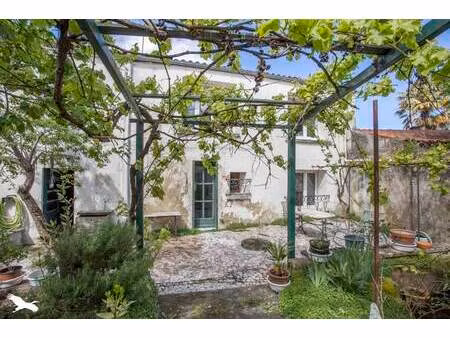vente maison 7 pièces 146 m² saint-laurent-de-la-prée (17450)