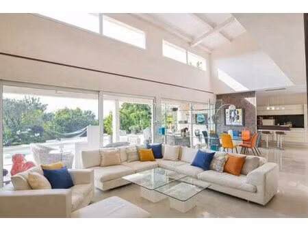 villa de 4 chambres de luxe en vente cannes  provence-alpes-côte d'azur