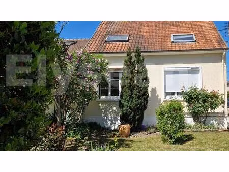 maison/villa 4 pièce(s) 100 m2