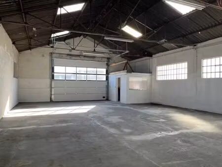 location local d’activités portet sur garonne 31120 220m²