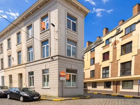 opbrengsteigendom met 4 studio's centrum gent