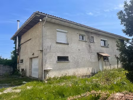vente maison 4 pièces 230 m² à cezac (33620)  219 000 €