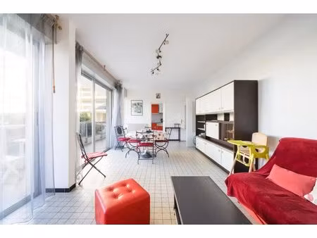appartement t4 de 81 m² à la grande-motte