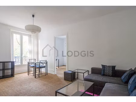 appartement 1 chambre meublé avec cheminée