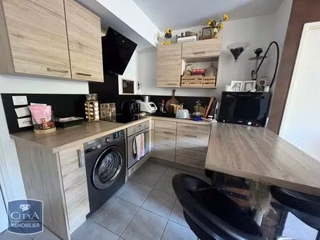 location appartement 2 pièces 40m² istres 13800