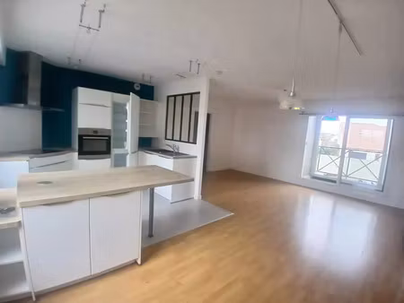 vente appartement 3 pièces 74 m2 à saint-sébastien-sur-loire