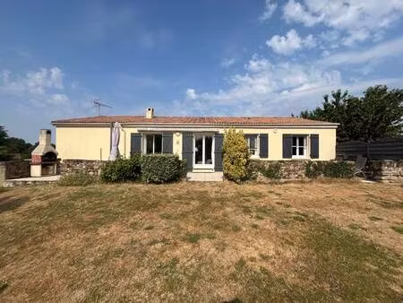 vente maison 5 pièces 92 m² confolens (16500)