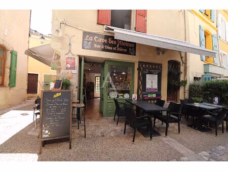 vente fonds de commerce  77.00m²  moustiers
