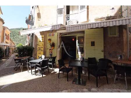 vente fonds de commerce  77.00m²  moustiers