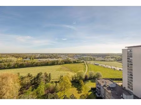 appartement te koop in merksem met 3 slaapkamers