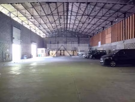location entrepôt guibeville 91630 1165m²