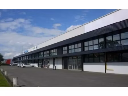 location entrepôt saint etienne du rouvray 76800 1502m²