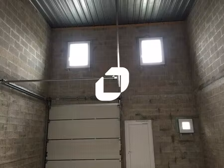 location local d’activités saint soupplets 77165 180m²