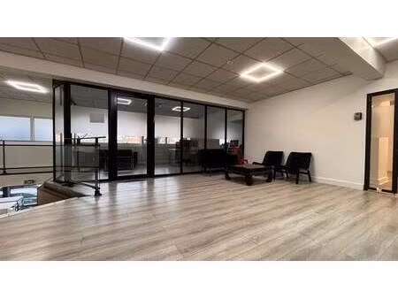 location local d’activités pantin 93500 150m²