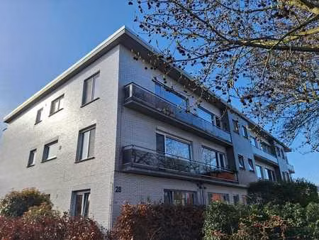appartement te koop in ekeren met 2 slaapkamers