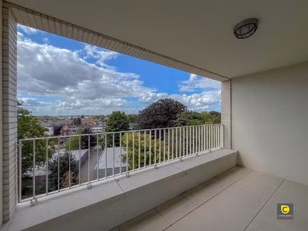 appartement te koop in mortsel met 2 slaapkamers