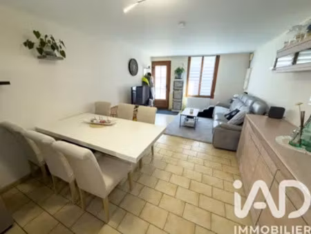 maison à blancs-coteaux (51130)