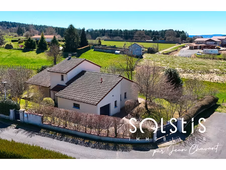 *** charmante maison de 131 m2 avec terrain plat de 814 m2