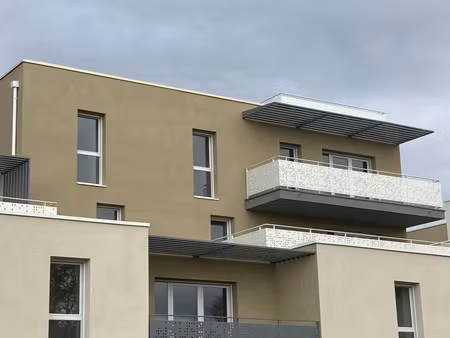 a louer : 4 pièces 100 m2 saint-nazaire  proche des bassins