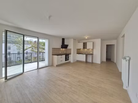 location appartement 3 pièces 72m² arras 62000