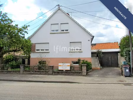 maison avec une dépendance  sur 7 ares