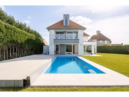prachtige ongemeubelde nieuwbouwwoning nabij het centrum van knokke