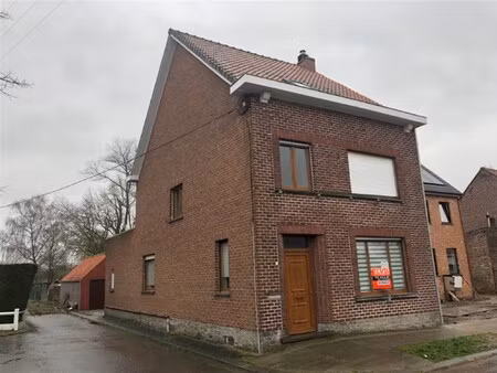 half open woning met garage