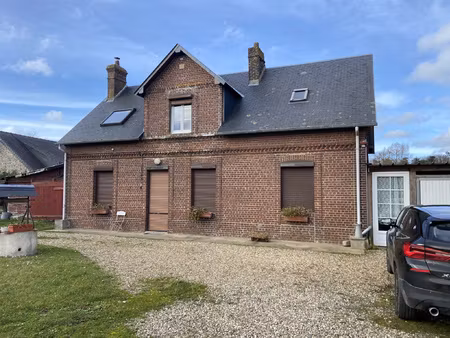 maison indépendante t4 de 95 m2 avec jardin de 1230 m2 proch