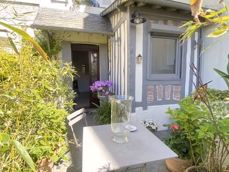 maison 3 pièces - 81 m²