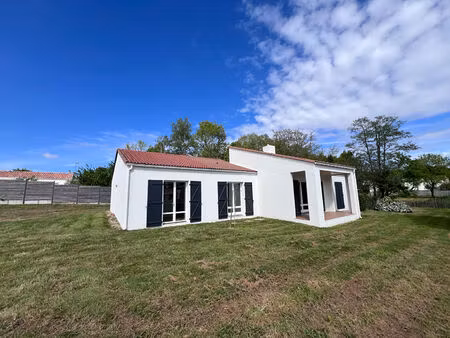 vente maison 6 pièces  137.40m²  beaulieu