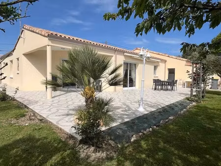 vente maison 5 pièces 114 m² à aiffres (79230)  315 000 €
