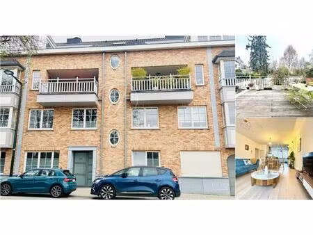 appartement à louer avec terrasse et 3 chambres   uccle (vbe12809)