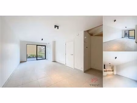 duplex à louer à avenue georges rodenbach 61 schaerbeek (vbe12736)