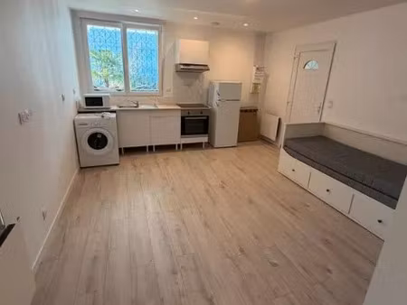 location appartement 1 pièce 24 m² à eysines (33320)