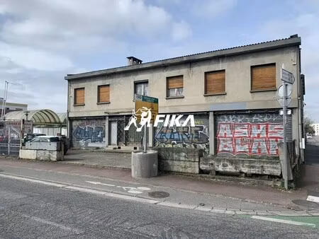 location commerce 100 m² à 560 m²