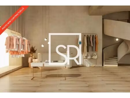 location commerce 60 m²