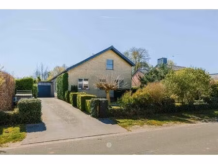 huis te koop in laarne met 3 slaapkamers