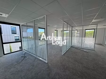 location bureaux 349 m²