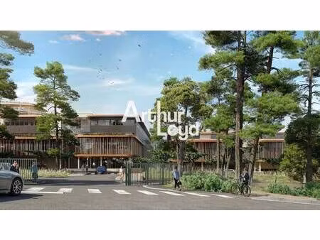 location bureaux 500 m² à 7 210 m²