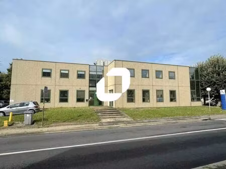 location bureaux 152 m²