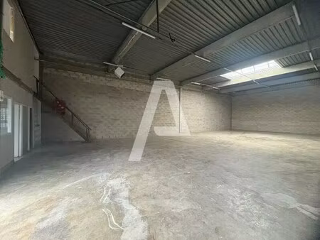 location local d’activités saint thibault des vignes 77400 278m²