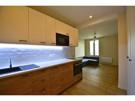 location appartement 1 pièce  23.88m²  le kremlin