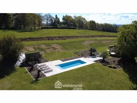 villa d'exception sur plus de 2 hectares de terrain