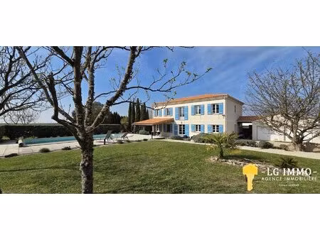 maison familiale de 201 m2  5 chambres  garage  piscine  jardin