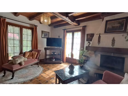 maison à vendre à gardes-le-pontaroux (16320) - charente