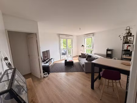 location appartement 3 pièces  65.73m²  évreux