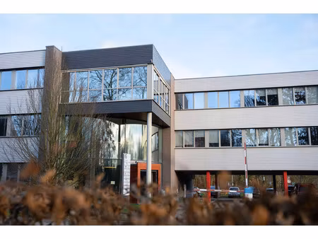bureaux à louer à rue louis de geer 6 louvain-la-neuve (vbe12862)