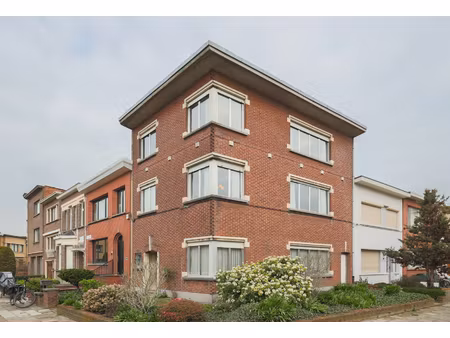 huis te koop in berchem met 7 slaapkamers